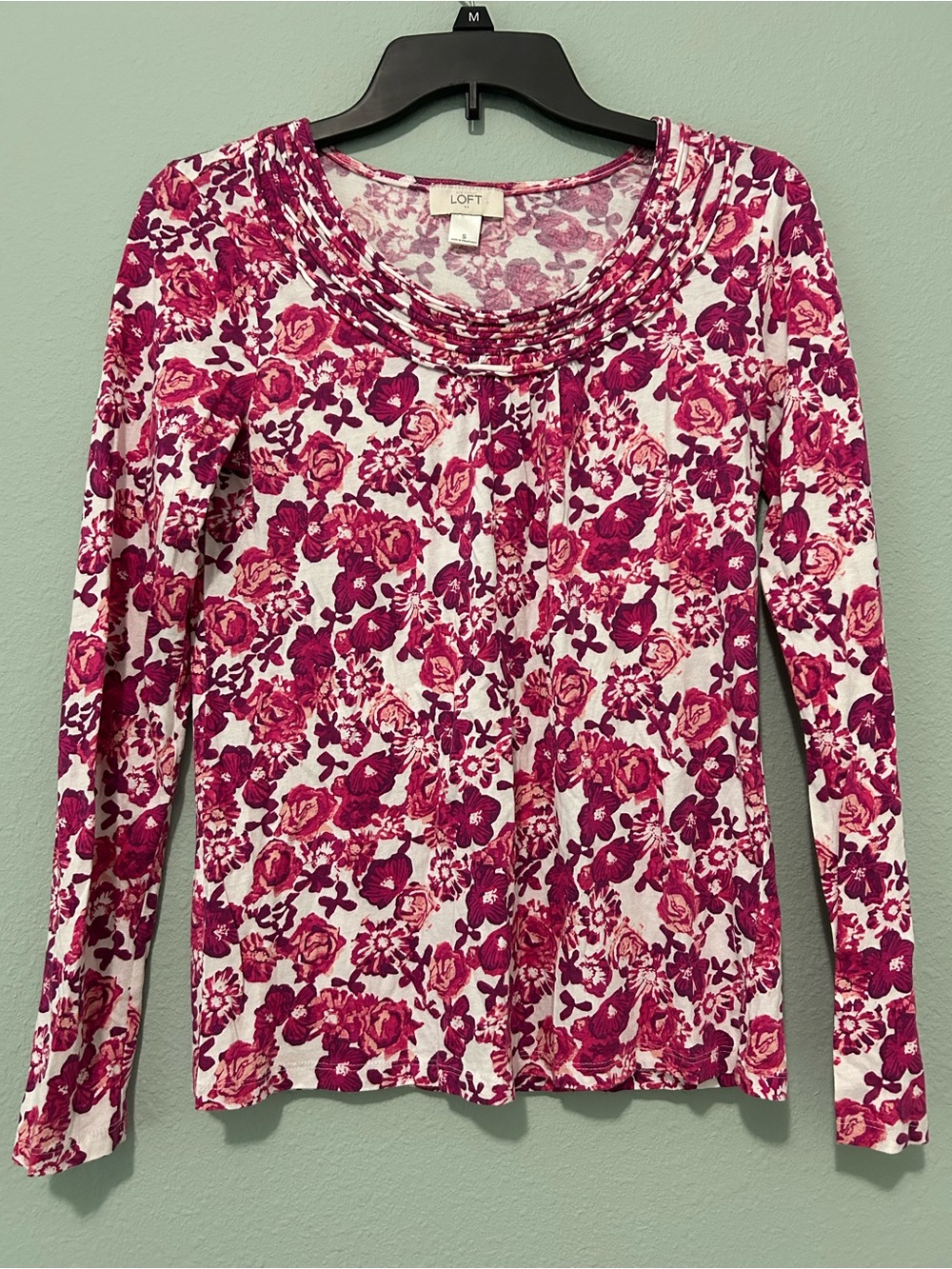 LOFT White and Pink Floral Long-Sleeve Scoop Neck Top Size S